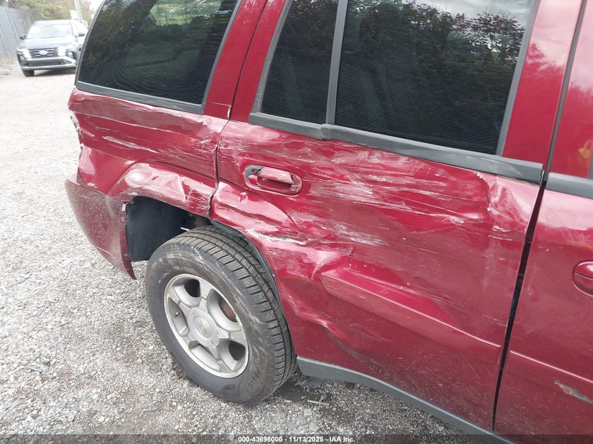 2009 Chevrolet Trailblazer Lt VIN: 1GNDT33S692115038 Lot: 43696000