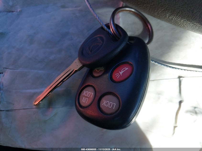 2001 Saturn L200 VIN: 1G8JU52F71Y576608 Lot: 43696005