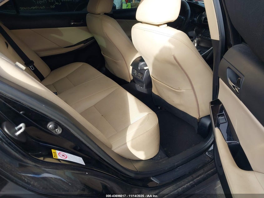 JTHCM1D28G5004344 2016 LEXUS IS photo no. 8