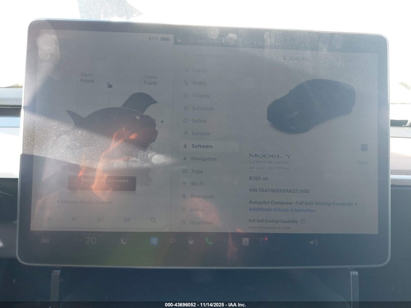 2024 Tesla Model Y Long Range Dual Motor All-Wheel Drive VIN: 7SAYGDEE8RA237988 Lot: 43696052