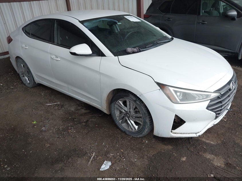 HYUNDAI ELANTRA SEL