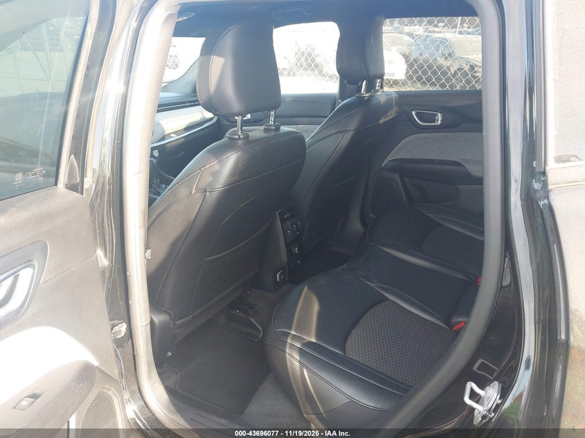 2024 Jeep Compass Latitude 4X4 VIN: 3C4NJDBN0RT111358 Lot: 43696077