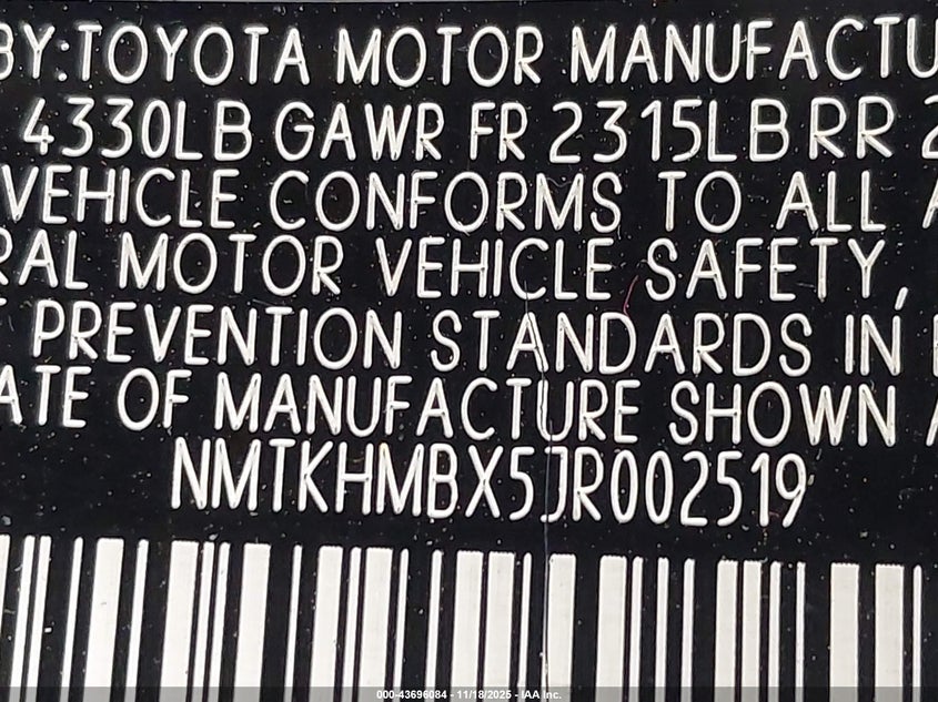 NMTKHMBX5JR002519 2018 TOYOTA C-HR photo no. 9