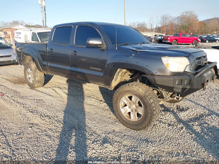 TOYOTA TACOMA BASE V6