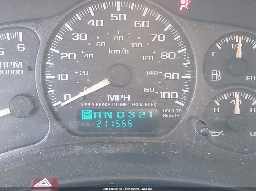 2002 Chevrolet Suburban 1500 Lt VIN: 1GNFK16Z72J317861 Lot: 43696158