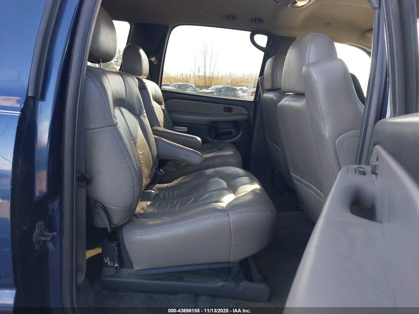 2002 Chevrolet Suburban 1500 Lt VIN: 1GNFK16Z72J317861 Lot: 43696158