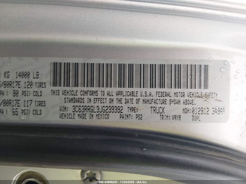 2018 Ram 3500 Tradesman 4X4 8' Box VIN: 3C63RRGL3JG239392 Lot: 43696220
