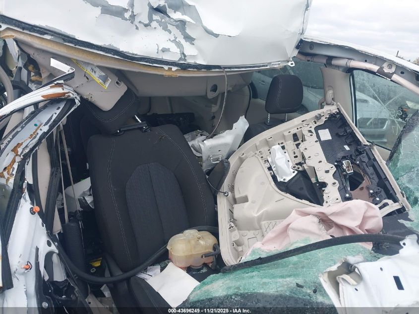 2022 Chrysler Voyager Lx VIN: 2C4RC1CG7NR132411 Lot: 43696249