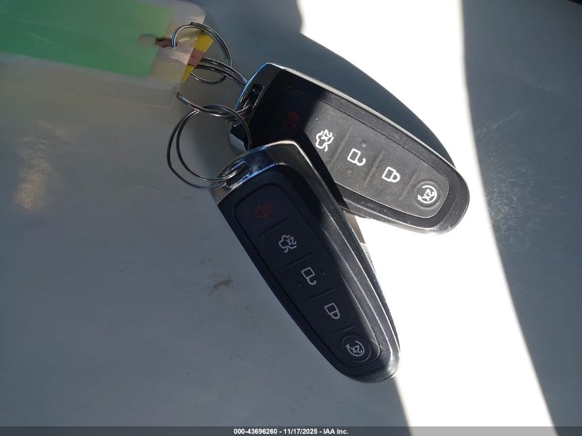 2016 Ford Escape Titanium VIN: 1FMCU9JX0GUA01990 Lot: 43696260