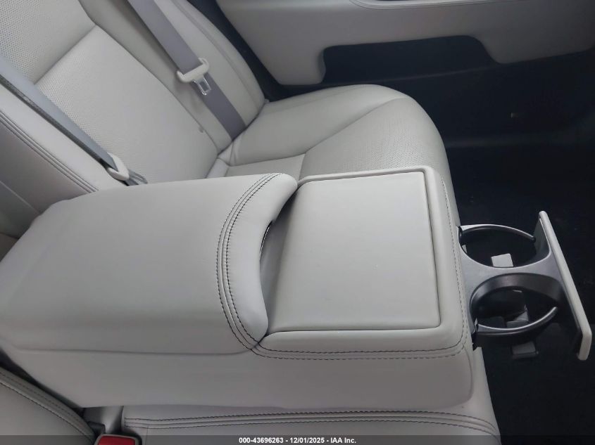 2014 Lexus Ls 460 L VIN: JTHGL5EF9E5053398 Lot: 43696263