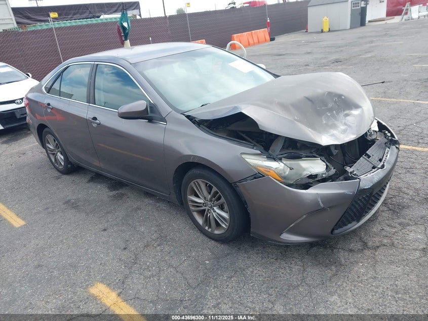 2015 TOYOTA CAMRY SE - 4T1BF1FK4FU980237