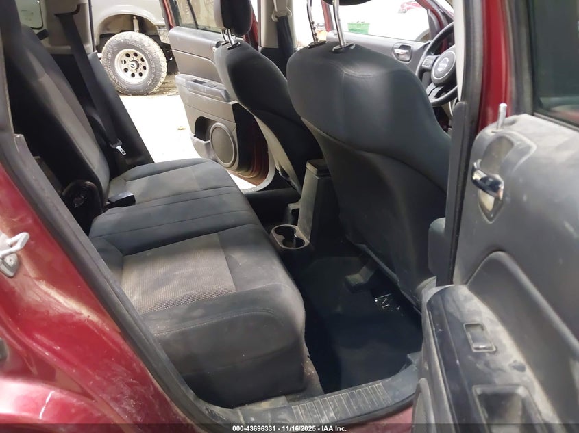 2012 Jeep Compass Sport VIN: 1C4NJDBB1CD630292 Lot: 43696331