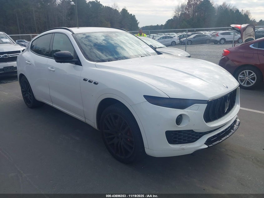 MASERATI LEVANTE S