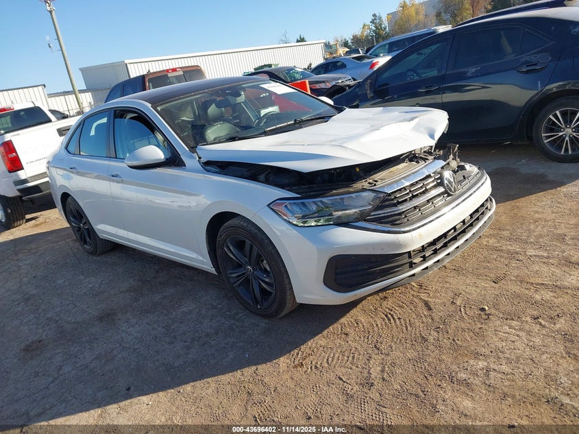 VOLKSWAGEN JETTA 1.5T SE