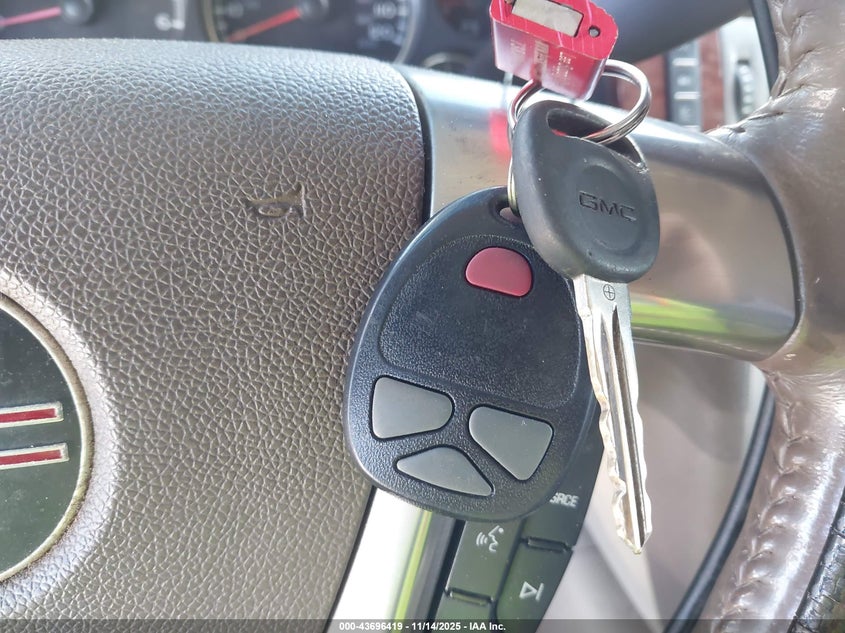 2007 GMC Sierra 1500 Slt VIN: 2GTEC13J371562559 Lot: 43696419