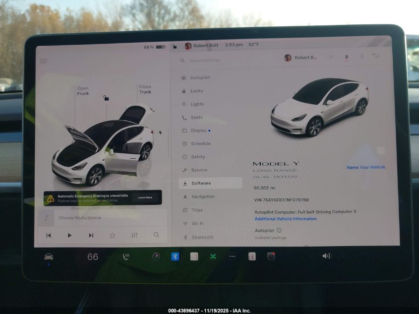 2022 Tesla Model Y Long Range Dual Motor All-Wheel Drive VIN: 7SAYGDEE1NF379788 Lot: 43696437