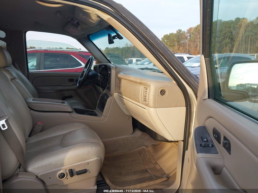 1GNEK13Z64R249041 2004 CHEVROLET TAHOE photo no. 5