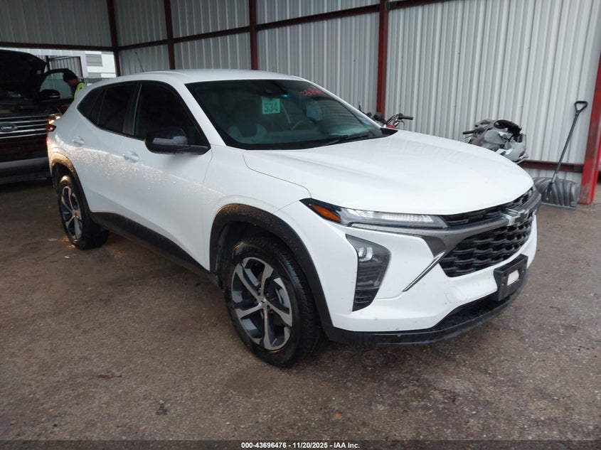 CHEVROLET TRAX FWD 1RS