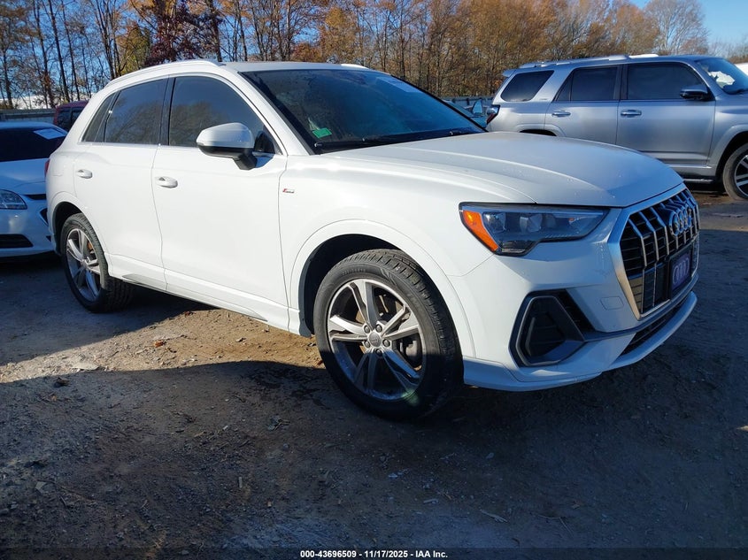 AUDI Q3 PREMIUM 45 TFSI S LINE QUATTRO TIPTRONIC