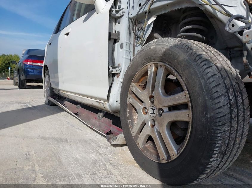 2007 Honda Fit Sport VIN: JHMGD38667S049679 Lot: 43696582