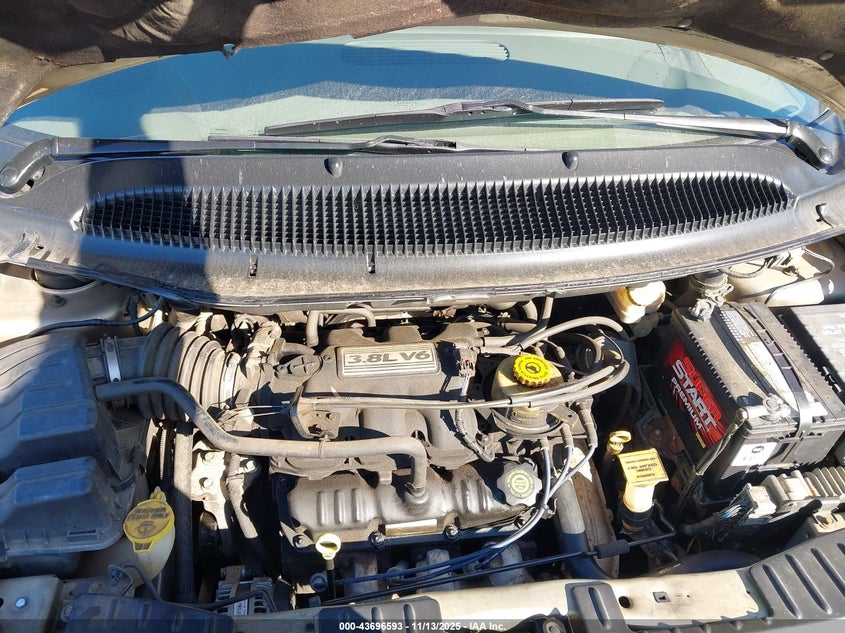 2003 Chrysler Town & Country Lxi VIN: 2C4GP54L63R255175 Lot: 43696593