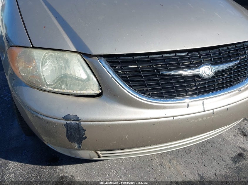 2003 Chrysler Town & Country Lxi VIN: 2C4GP54L63R255175 Lot: 43696593