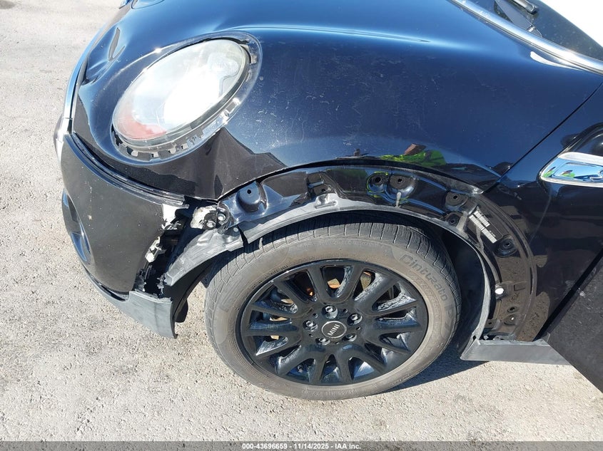 2017 Mini Hardtop Cooper S VIN: WMWXU3C5XH2D32006 Lot: 43696659