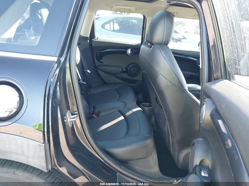 2017 Mini Hardtop Cooper S VIN: WMWXU3C5XH2D32006 Lot: 43696659