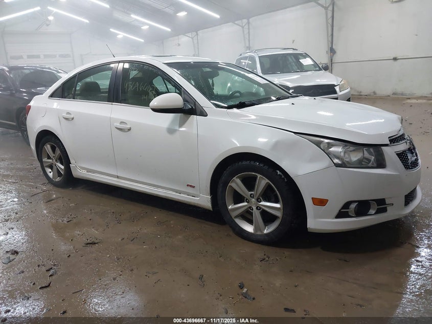 CHEVROLET CRUZE 2LT AUTO