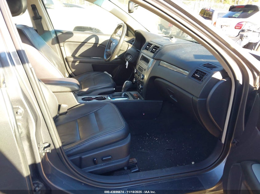 3FAHP0JG5BR303696 2011 FORD FUSION photo no. 5