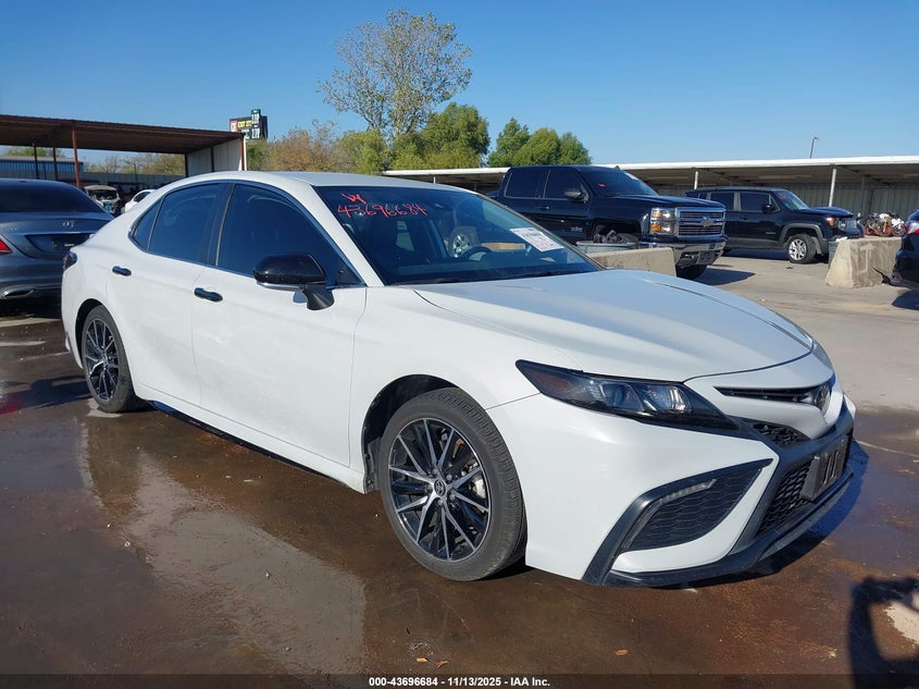 2024 TOYOTA CAMRY SE - 4T1G11AK0RU207765