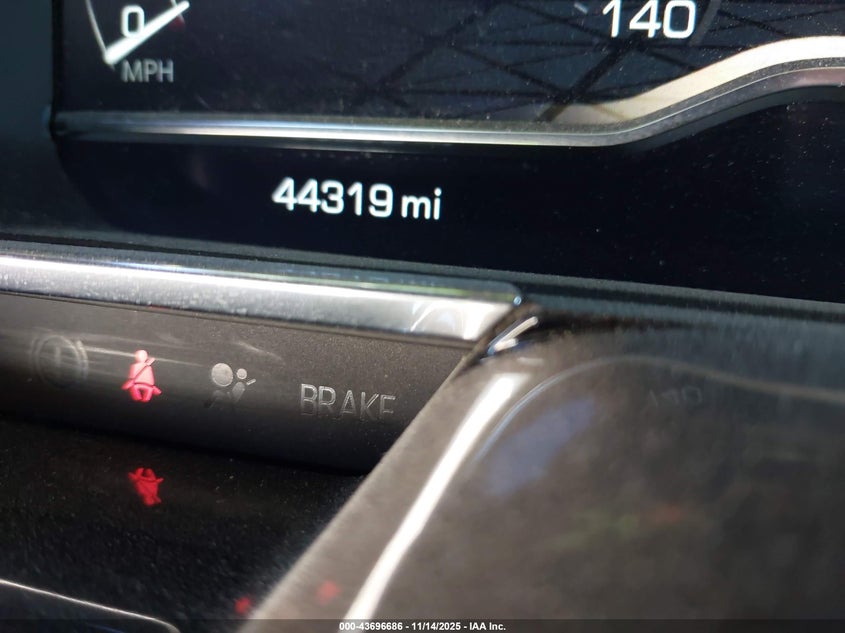 2025 GMC Sierra 1500 4Wd Short Box Slt VIN: 1GTUUDEDXSZ118791 Lot: 43696686