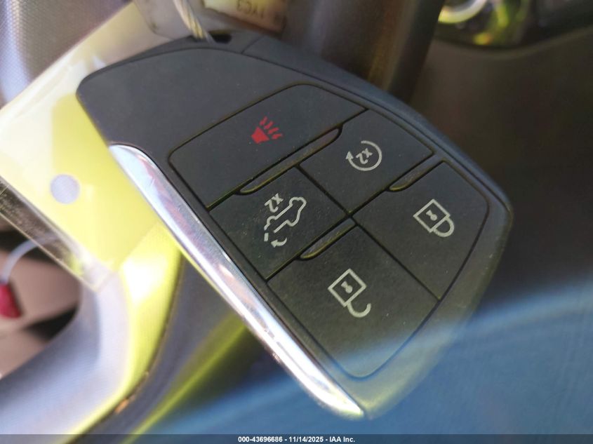 2025 GMC Sierra 1500 4Wd Short Box Slt VIN: 1GTUUDEDXSZ118791 Lot: 43696686