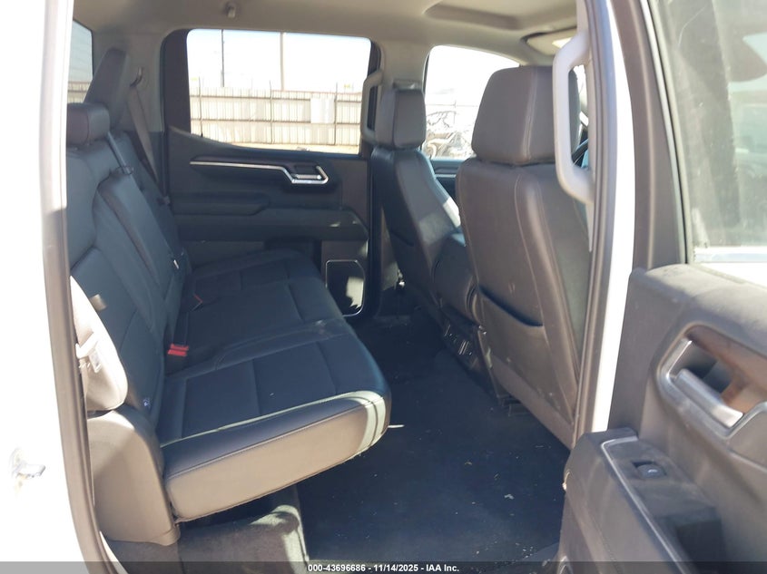 2025 GMC Sierra 1500 4Wd Short Box Slt VIN: 1GTUUDEDXSZ118791 Lot: 43696686