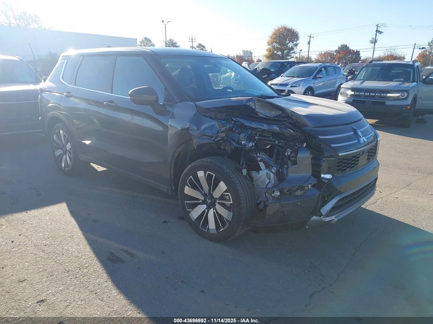 JA4J4VA88SZ018023 2025 Mitsubishi Outlander Se 2.5 S-Awc/Trail Edition S-Awc auction photo 1