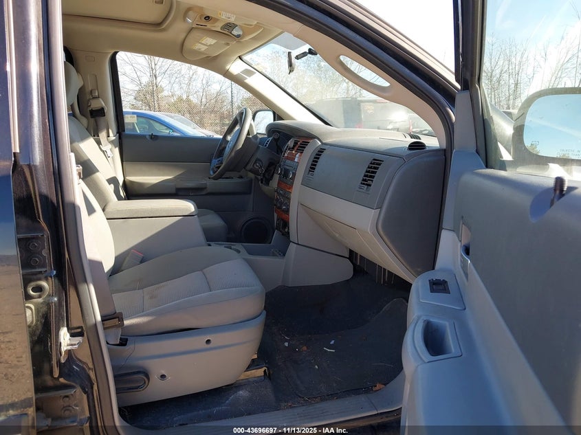 1D8HB48N18F121618 2008 DODGE DURANGO photo no. 5