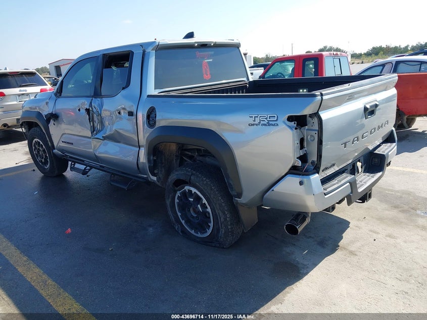 3TYLB5JN7RT006715 2024 TOYOTA TACOMA photo no. 3