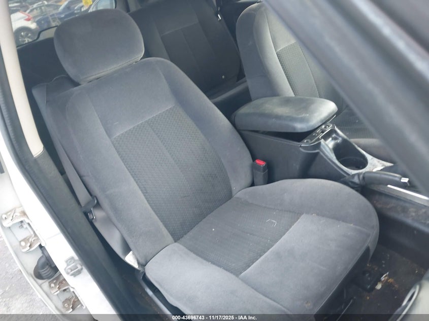 2007 GMC Envoy Sle VIN: 1GKDT13S272252332 Lot: 43696743