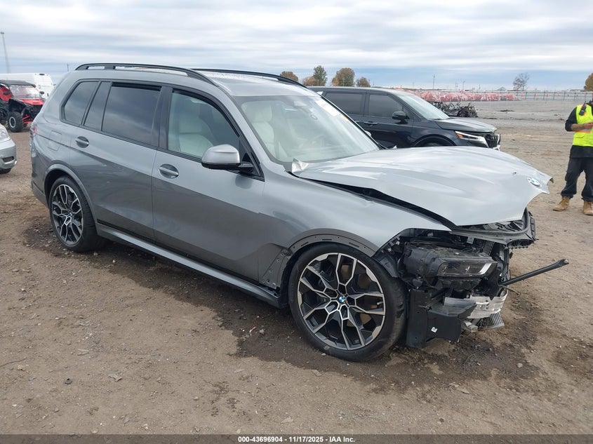 BMW X7 XDRIVE40I