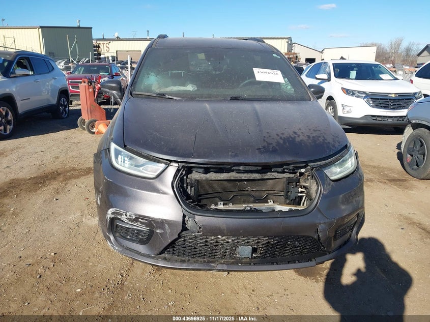 2022 Chrysler Pacifica Touring L VIN: 2C4RC1BG2NR148663 Lot: 43696925