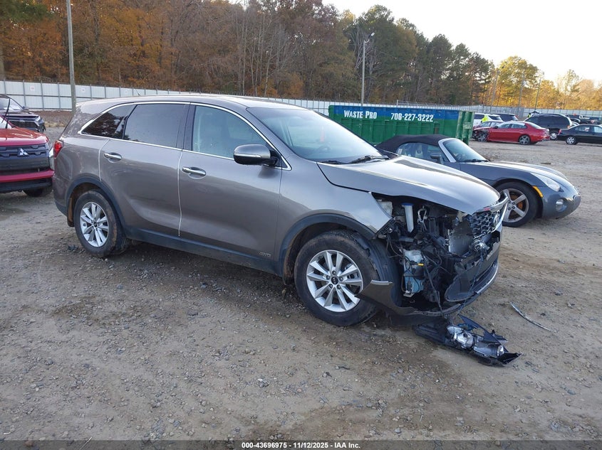 2019 KIA SORENTO 2.4L LX - 5XYPGDA39KG473807