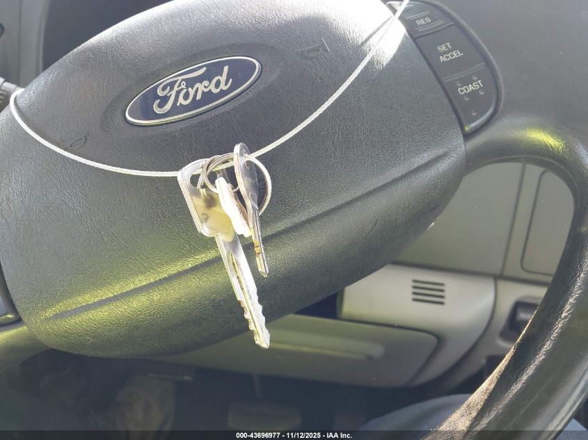 2007 Ford F-550 Chassis Xl/Xlt VIN: 1FDAF56P57EB07042 Lot: 43696977