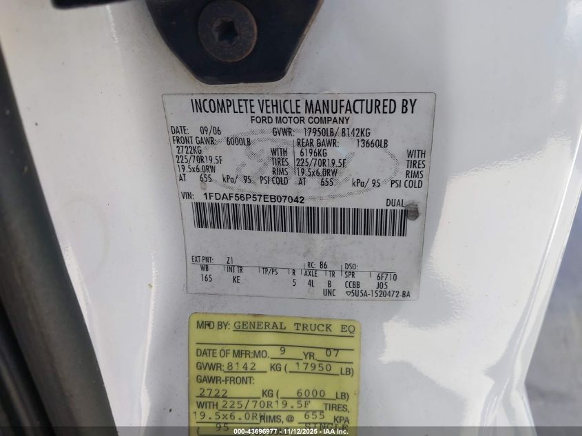 2007 Ford F-550 Chassis Xl/Xlt VIN: 1FDAF56P57EB07042 Lot: 43696977
