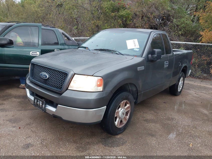 1FTRF12W94NB65681 2004 FORD F-150 photo no. 2