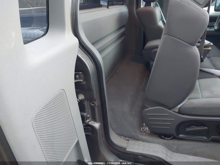 1FTRF12W94NB65681 2004 FORD F-150 photo no. 8