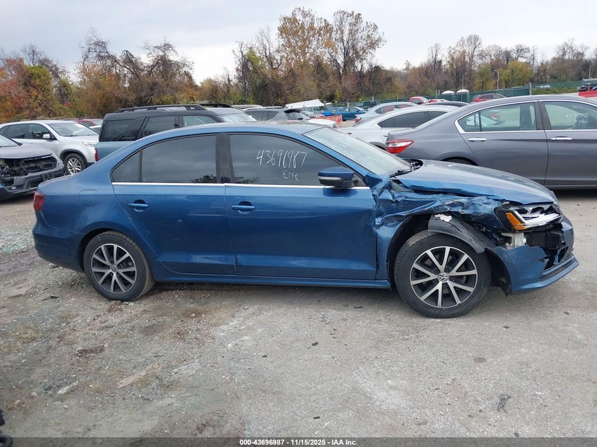 3VWB67AJ5HM212602 2017 VOLKSWAGEN JETTA photo no. 13