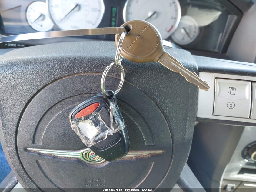 2006 Chrysler 300 Touring VIN: 2C3KA53G46H107945 Lot: 43697012