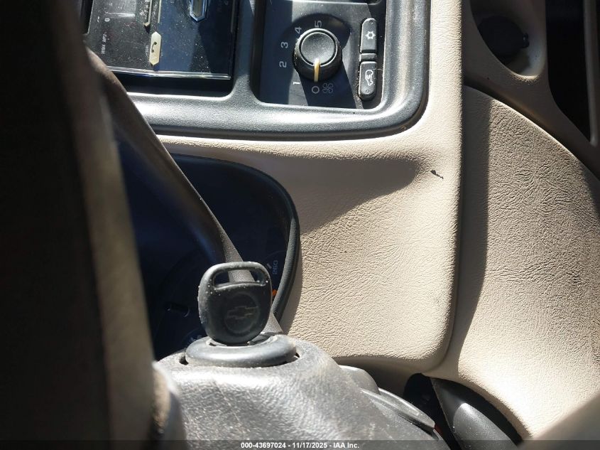 2003 Chevrolet Silverado 1500 Ls VIN: 2GCEC19T831408268 Lot: 43697024