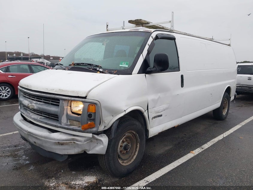 1GCHG39R5X1011999 1999 CHEVROLET EXPRESS photo no. 2