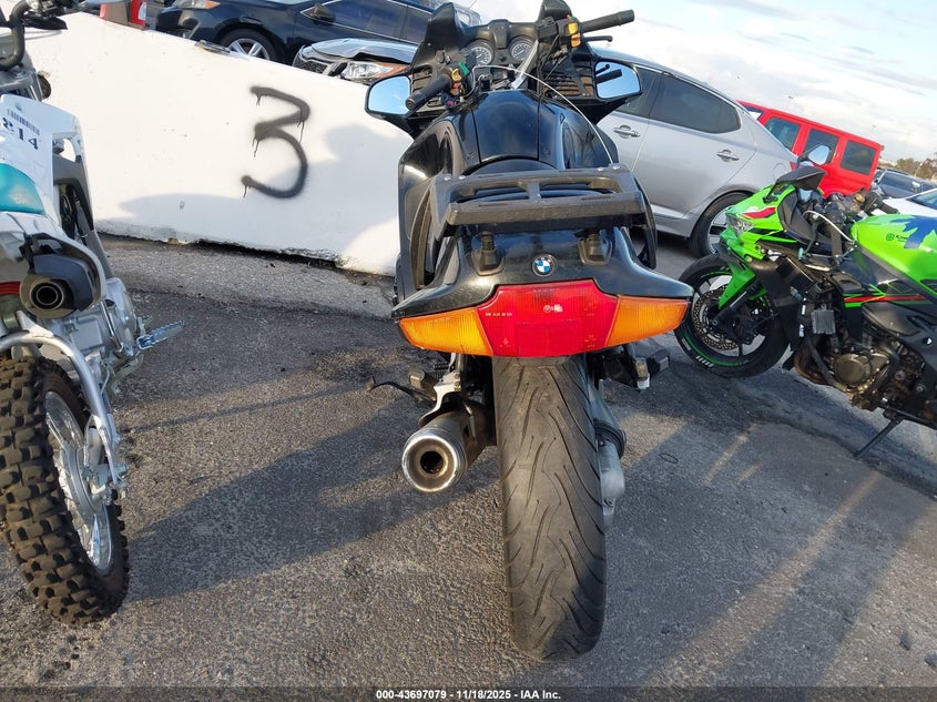WB10418A9YZC69340 2000 BMW R 1100 photo no. 6